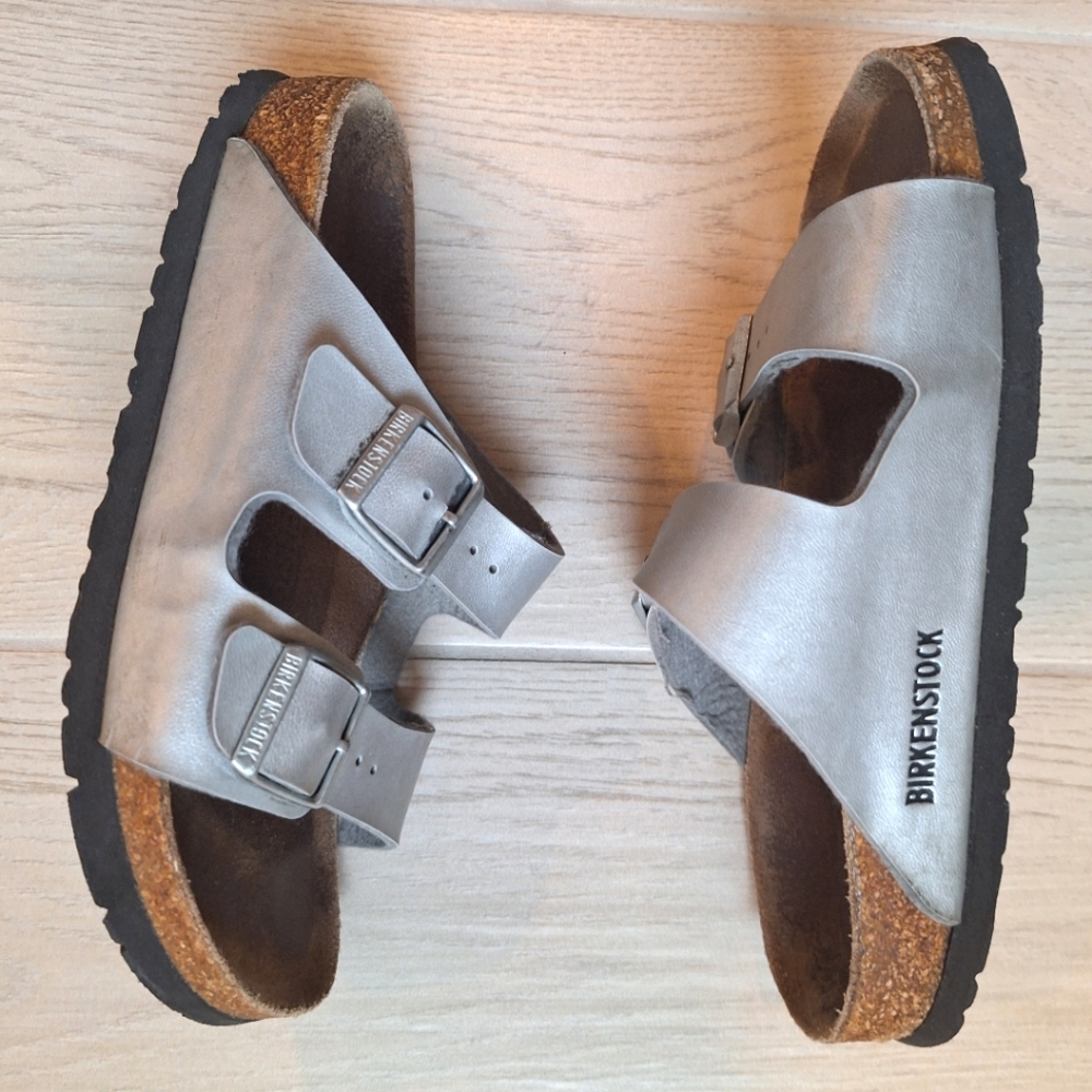 Birkenstock Arizona Women's Metallic Silver Two Strap Slide Sandals -Size 36 5.5 - Picture 6 of 8